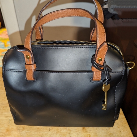 Fossil Rachel Satchel-Black Cow Leather - Picture 2 of 4